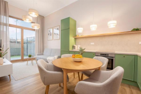 Kolejowa High Apartment, Warsaw